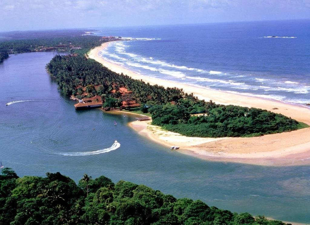 Sri Lanka Heritage & Coastal Escape