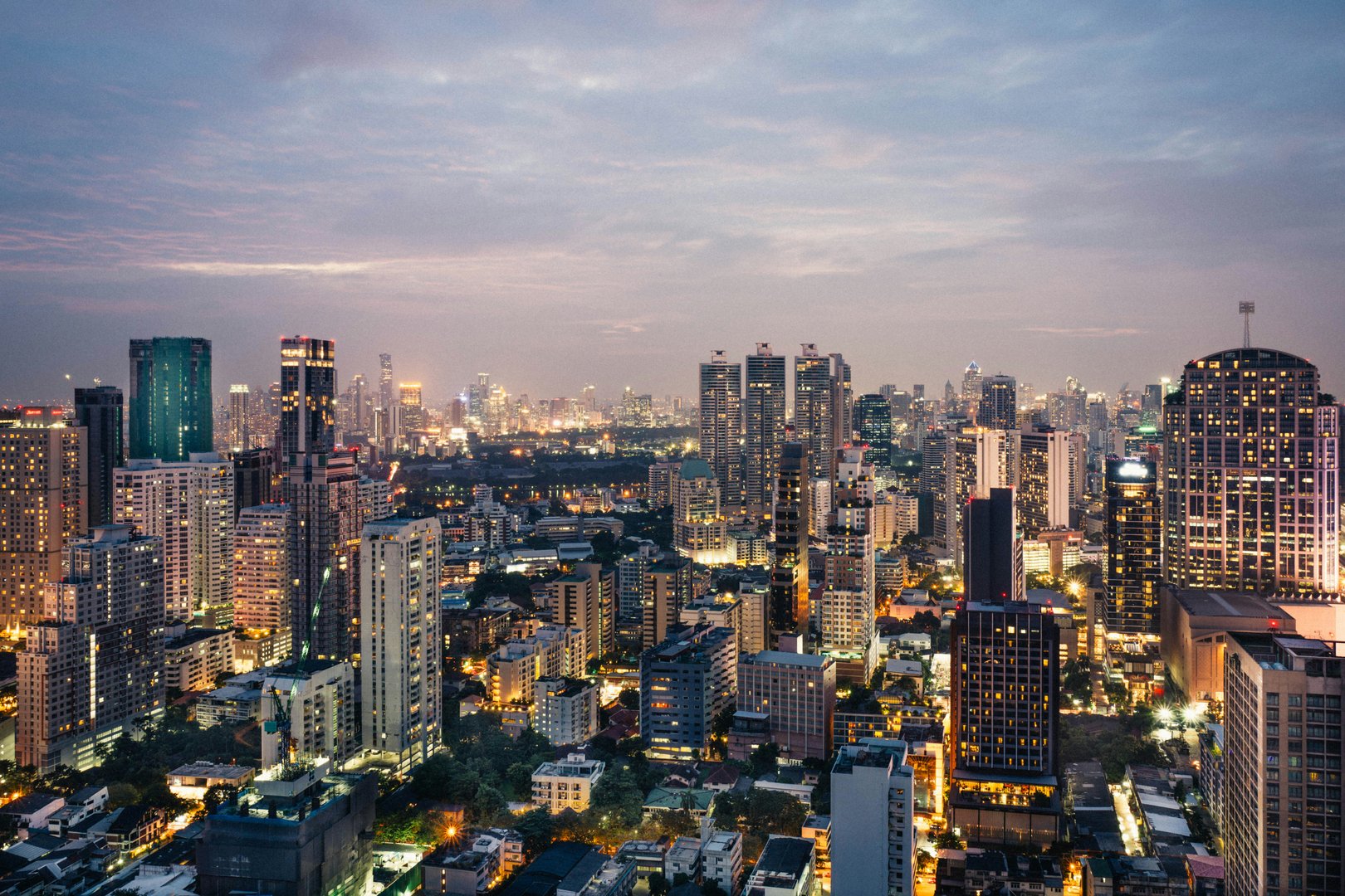 Bangkok & Pattaya: Temples, Tides & Theatre